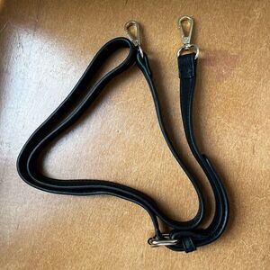 Replacement crossbody purse strap with gold buckle and hooks NEW